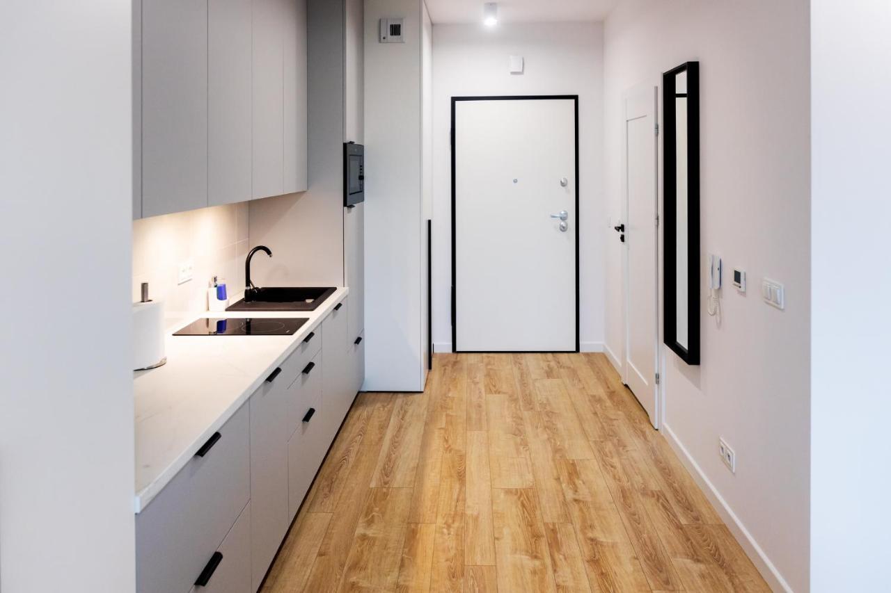 Downtown Apartments ,Next To Spodek-Free Parking Katowice Bagian luar foto