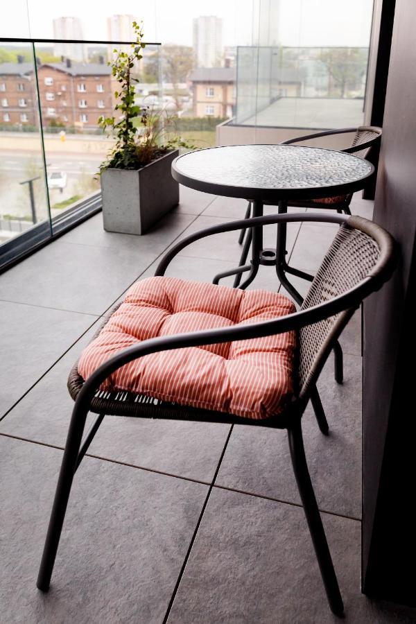 Downtown Apartments ,Next To Spodek-Free Parking Katowice Bagian luar foto